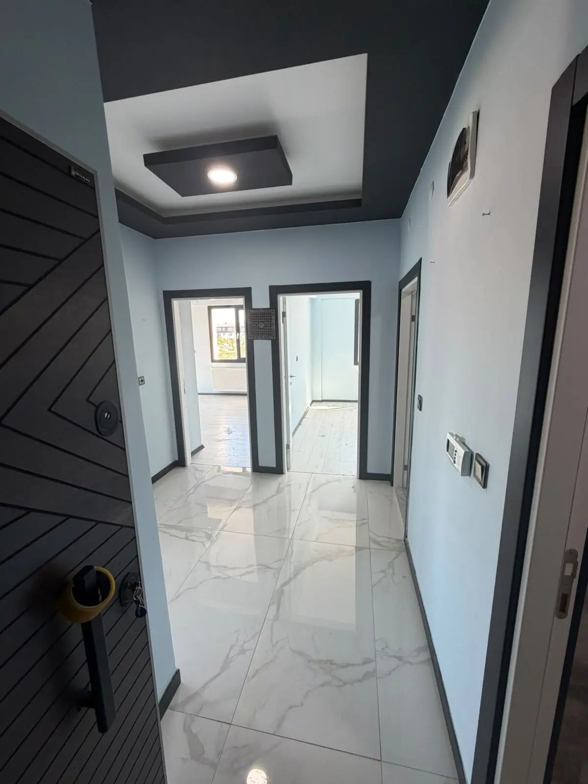POLAT GAYRİMENKUL -  KIZZIK YOLU MEVKİİNDE 2+1 KİRALIK DAİRE**